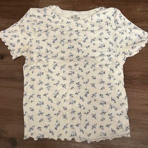 Hollister Baby Tee. Size:XS